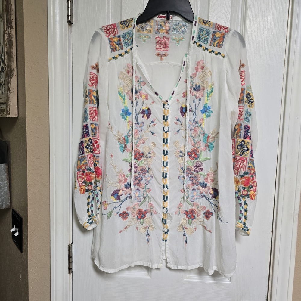 Johnny Was Nikolita Floral Embroidered Long Sleeves Blouse Boho Chic Size XS